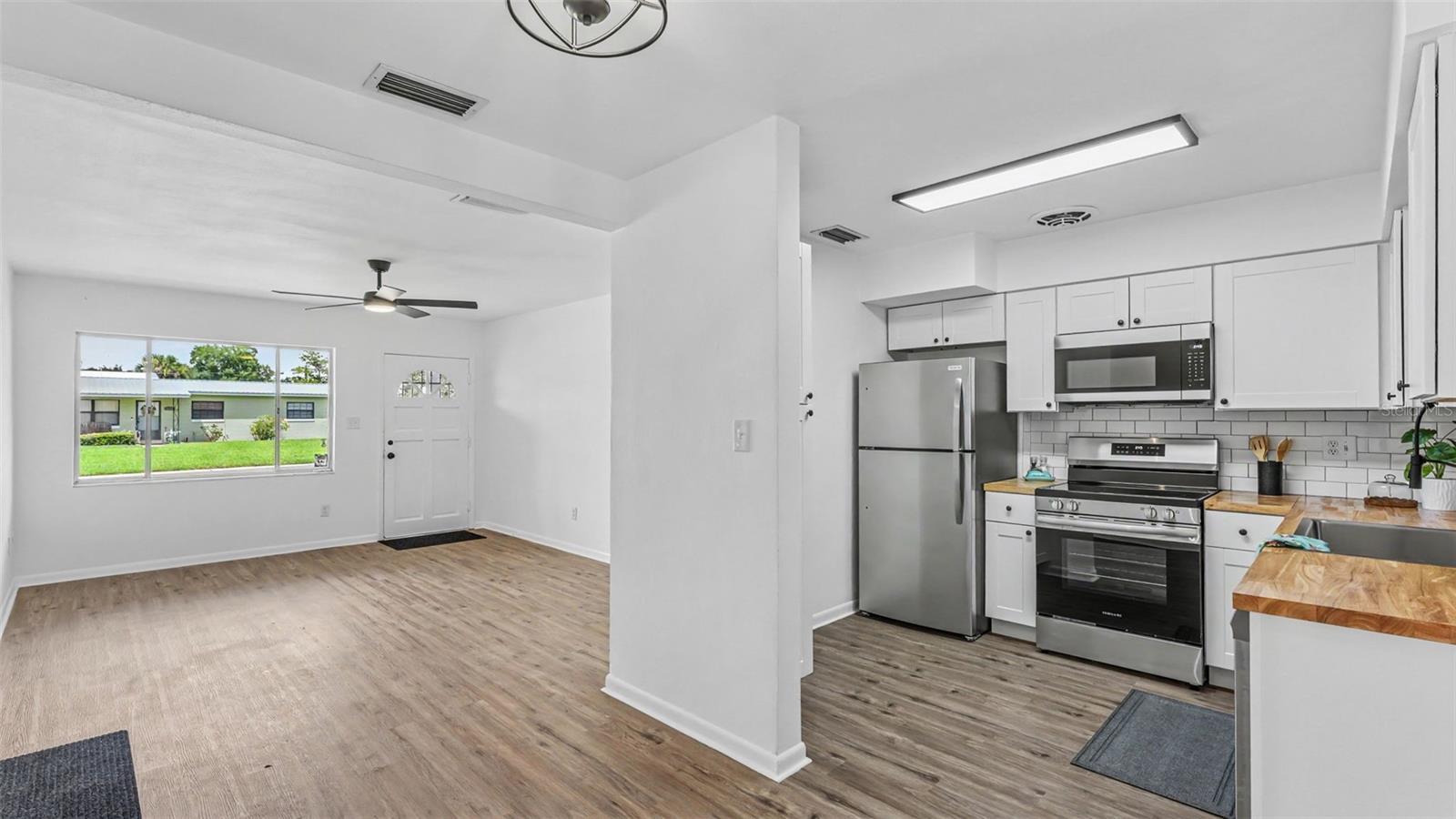 265 E Thelma St Property Photo 13