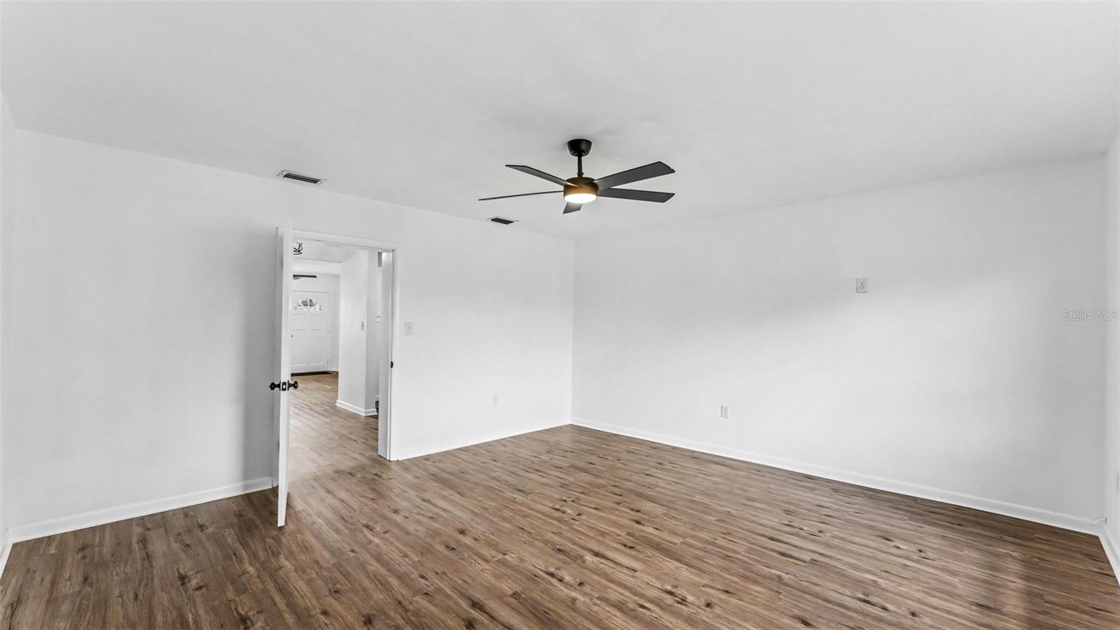 265 E Thelma St Property Photo 19