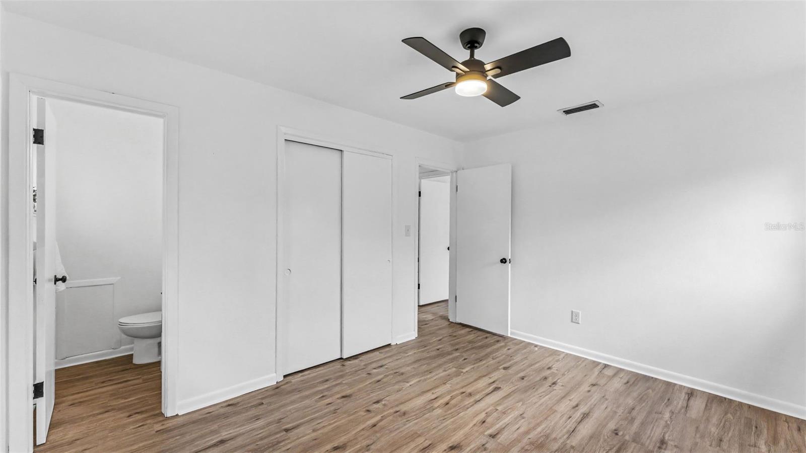 265 E Thelma St Property Photo 23
