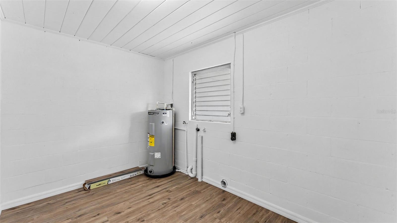 265 E Thelma St Property Photo 30