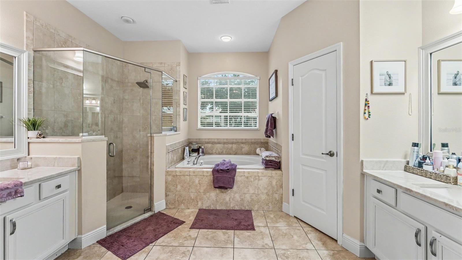 158 Costa Loop Property Photo 24