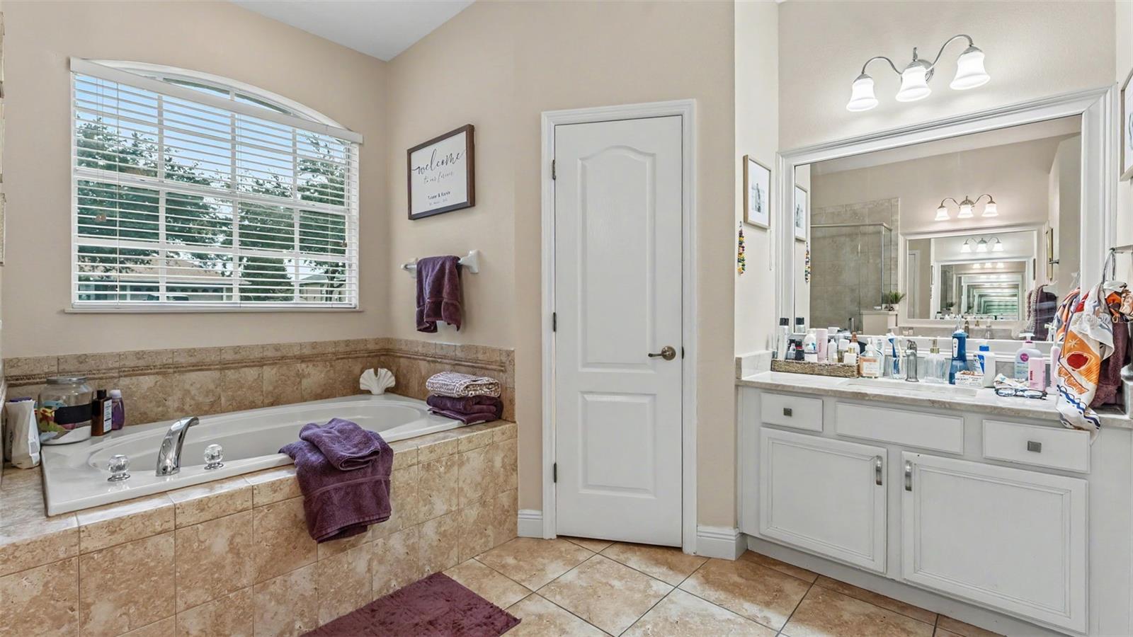158 Costa Loop Property Photo 26