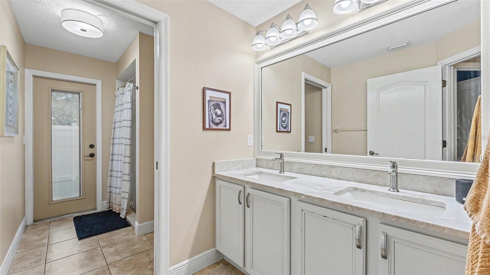 158 Costa Loop Property Photo 29