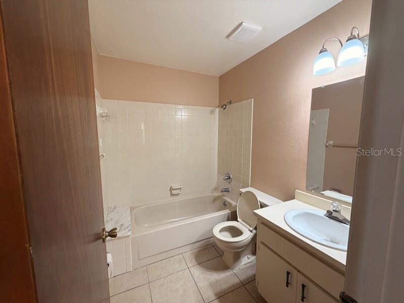 1027 Harden Ct Property Photo 6