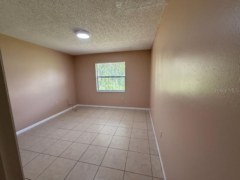 1027 Harden Ct Property Photo 7