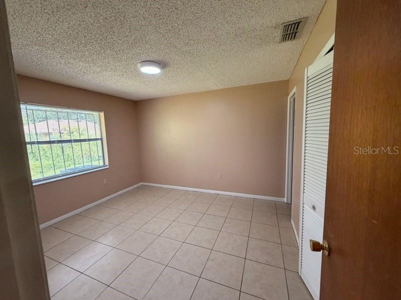 1027 Harden Ct Property Photo 8