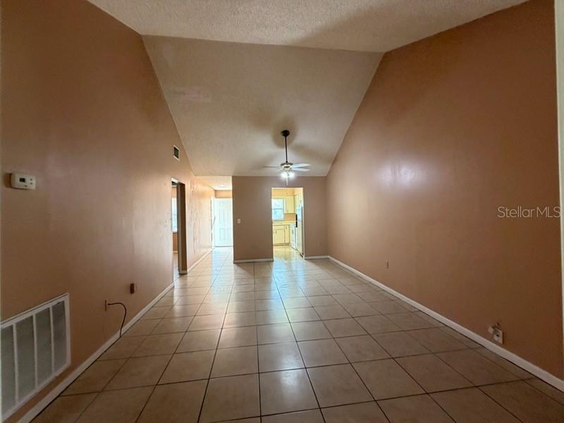 1027 Harden Ct Property Photo 18