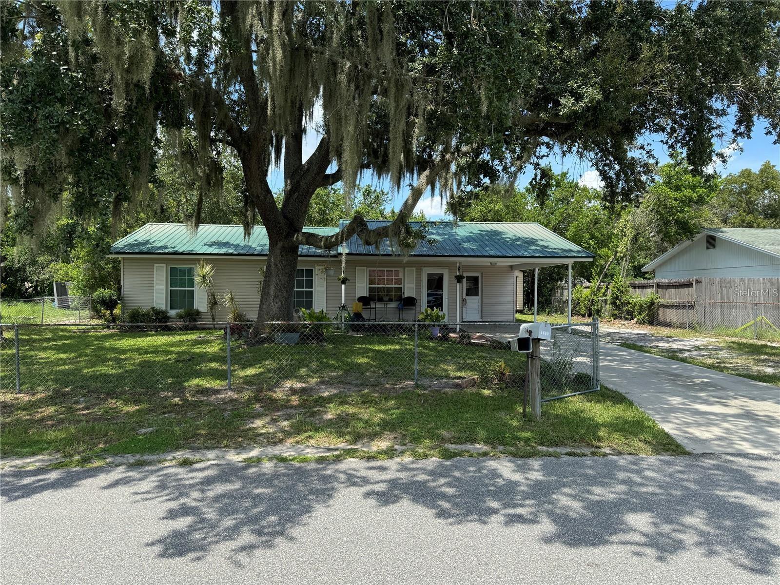 4642 SALLY DR