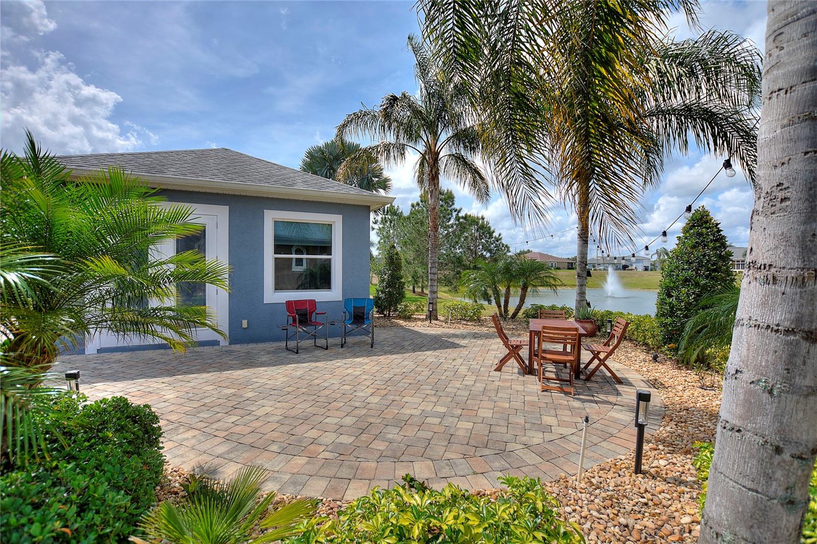 544 Narrow Pond Rd Property Photo 4