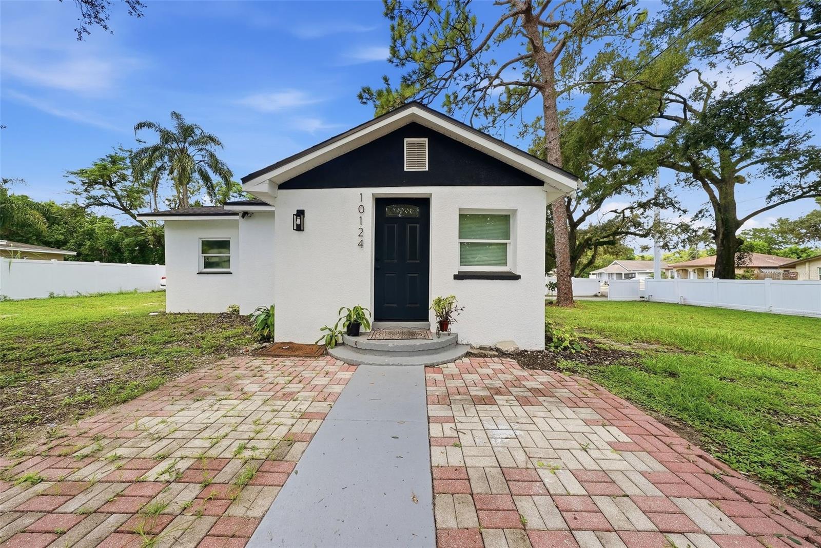 10124 N Hyacinth Ave Property Photo 6