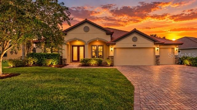 3950 Sunset Lake Dr Property Photo 1