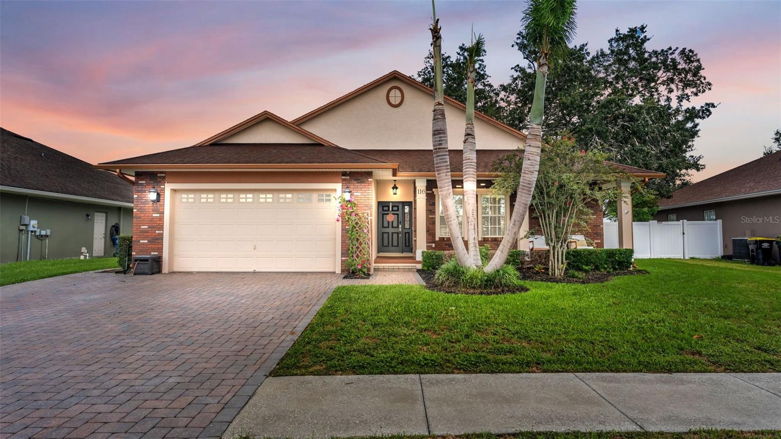 116 Bentley Oaks Blvd Property Photo 1