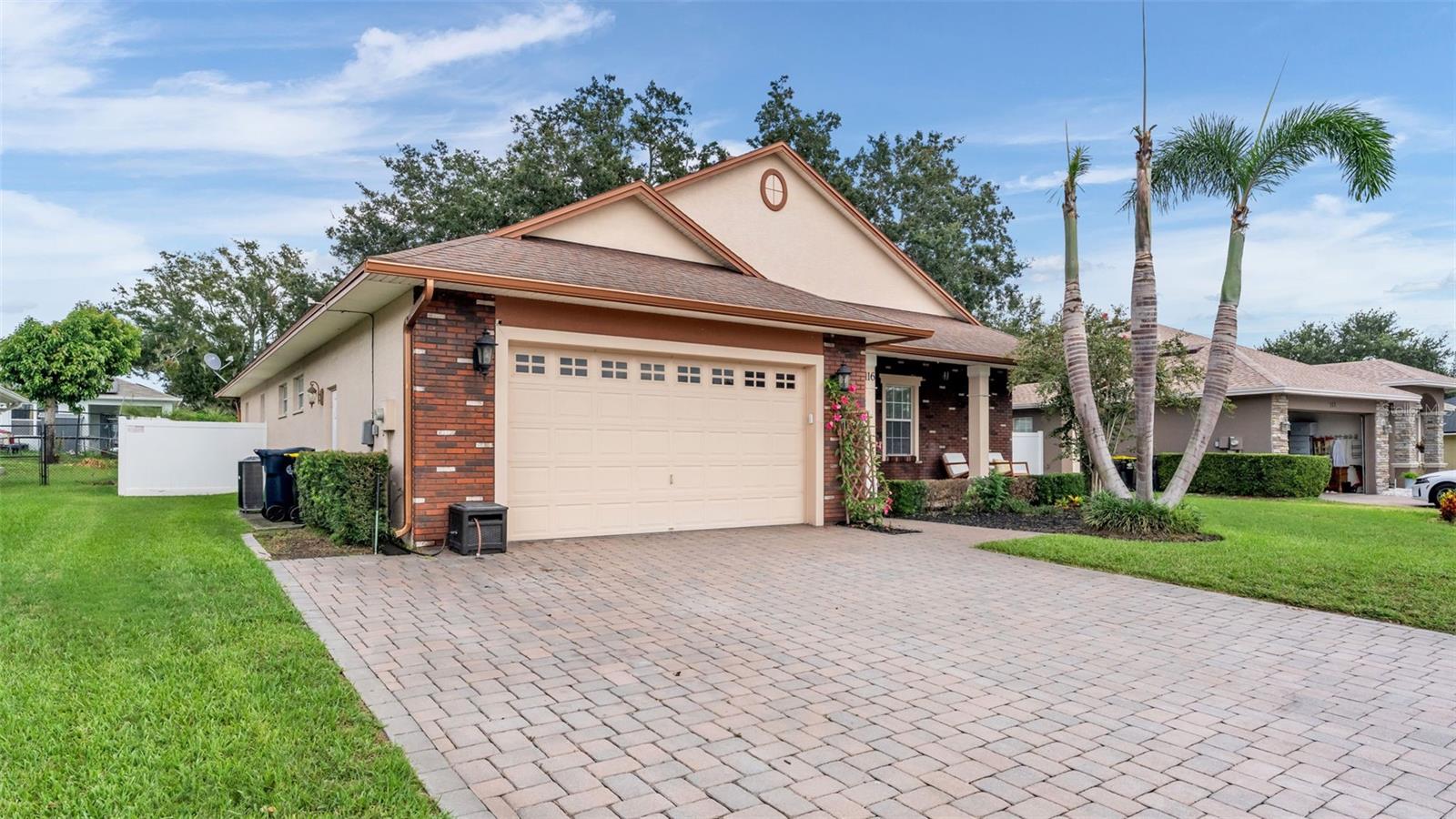 116 Bentley Oaks Blvd Property Photo 1