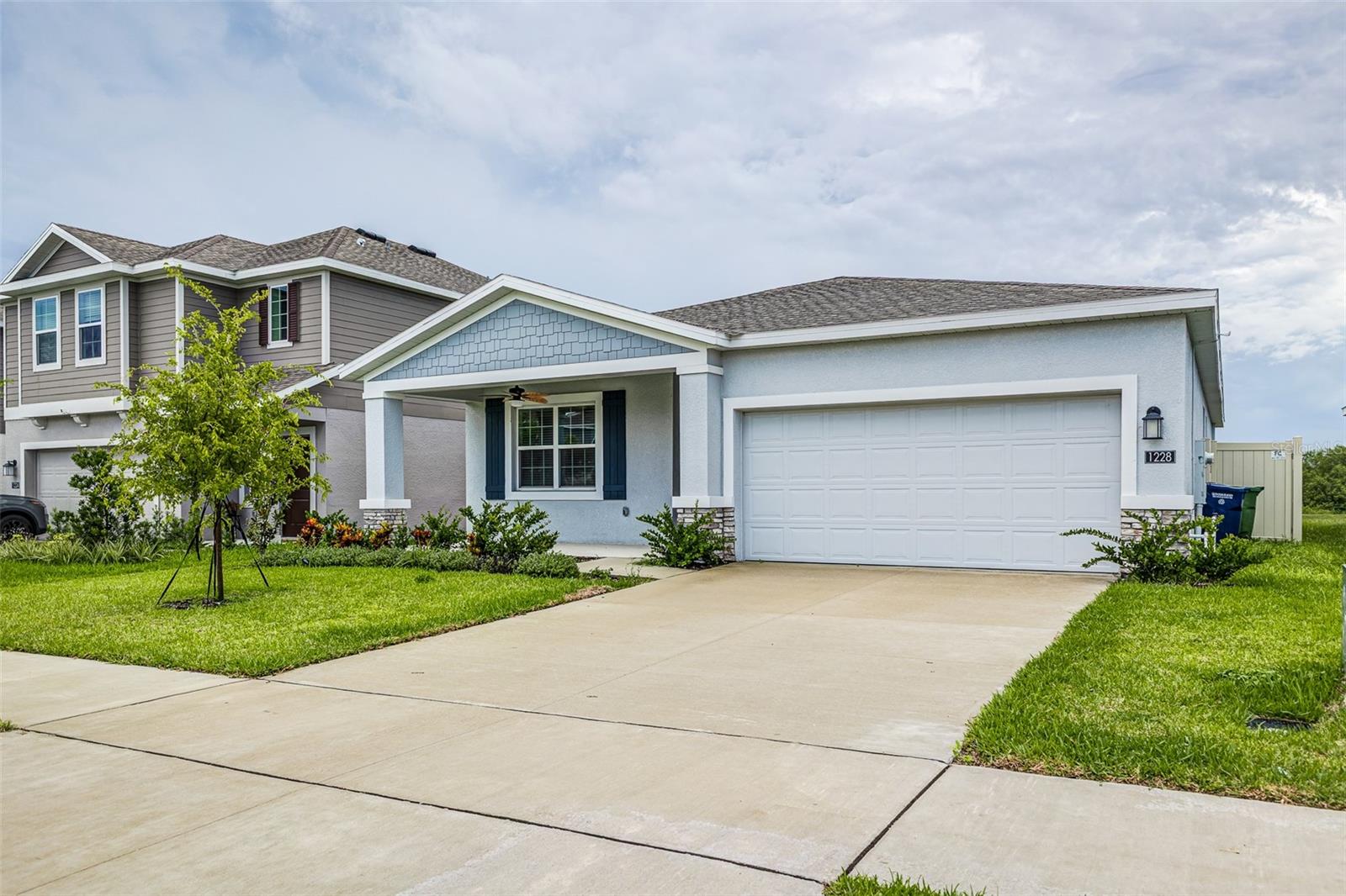 1228 Tyler Loop Property Photo 1
