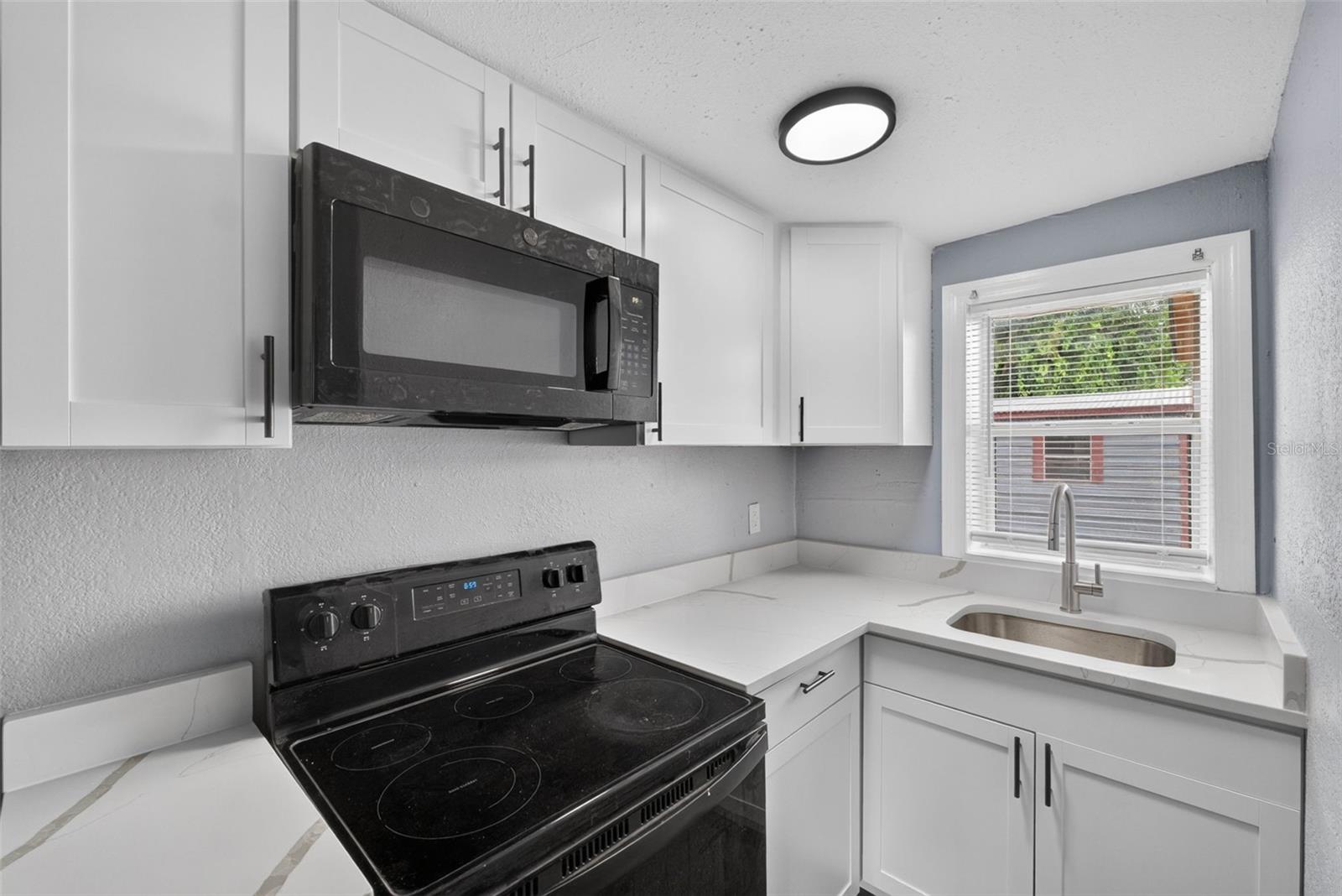 4924 Washington St Property Photo 59