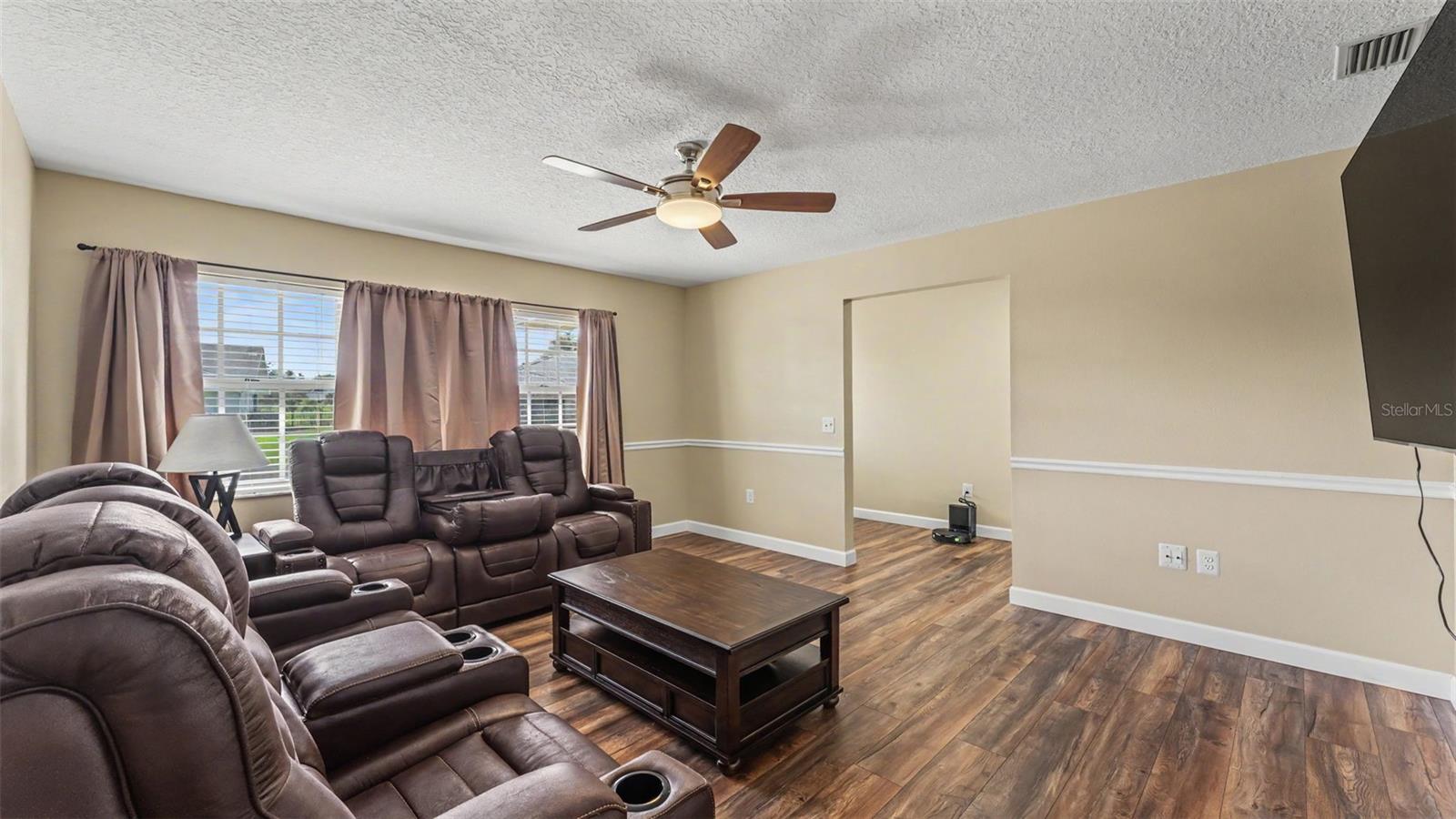 1638 Yeomans Path Property Photo 4