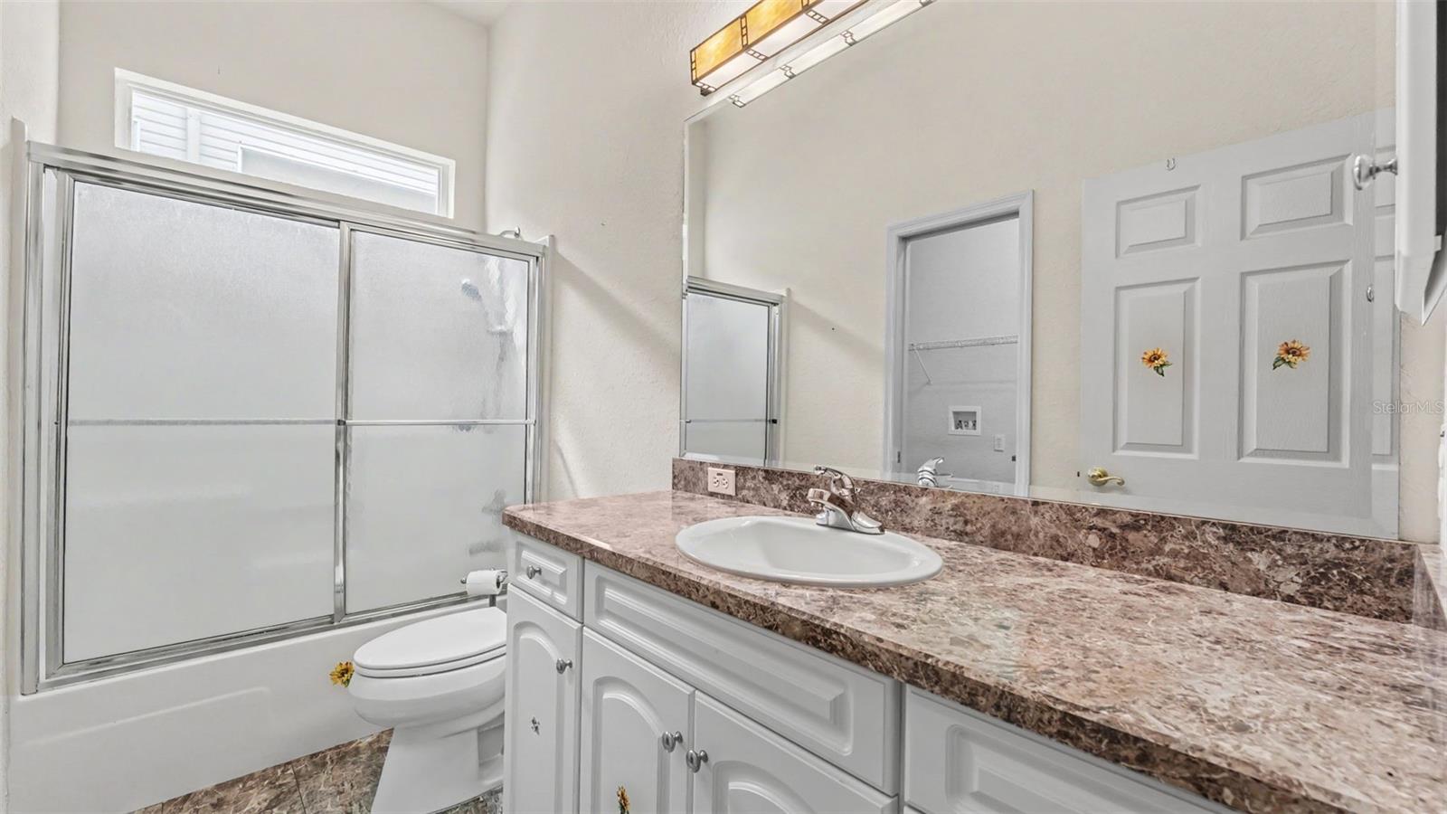 1239 Motorcoach Dr Property Photo 30