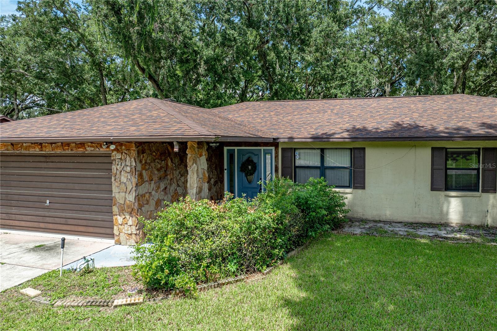 124 N Pointe Dr Property Photo 51