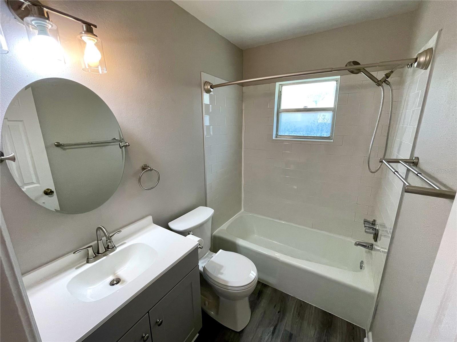 810 Lexington St Property Photo 14