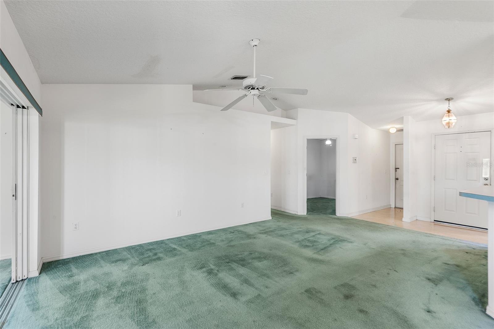 596 Sweetwater Way Property Photo 15
