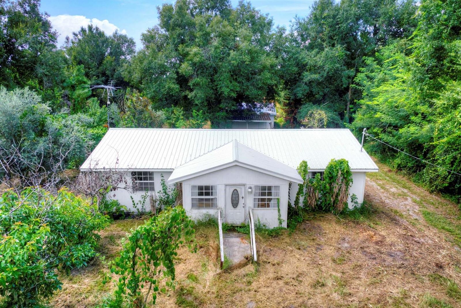 4802 E La Flam Rd Rd Property Photo 1