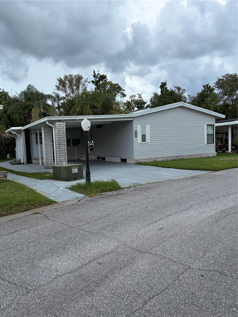 171 Dartmouth Dr Property Photo 1