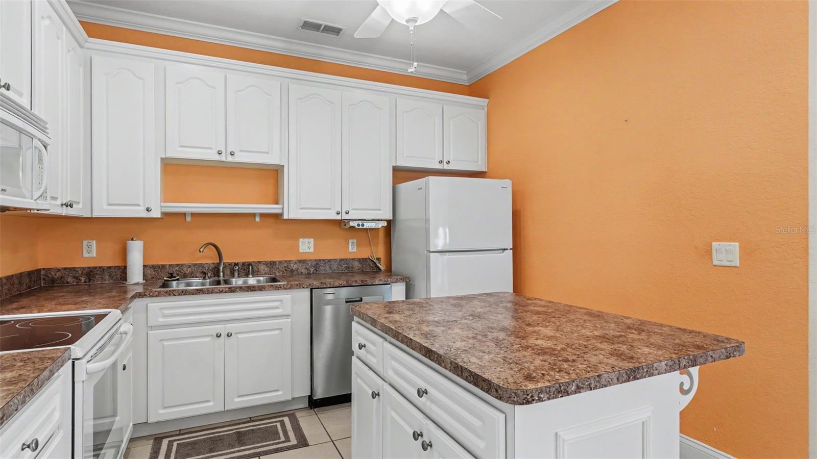 2040 Saddlewood Dr Property Photo 12