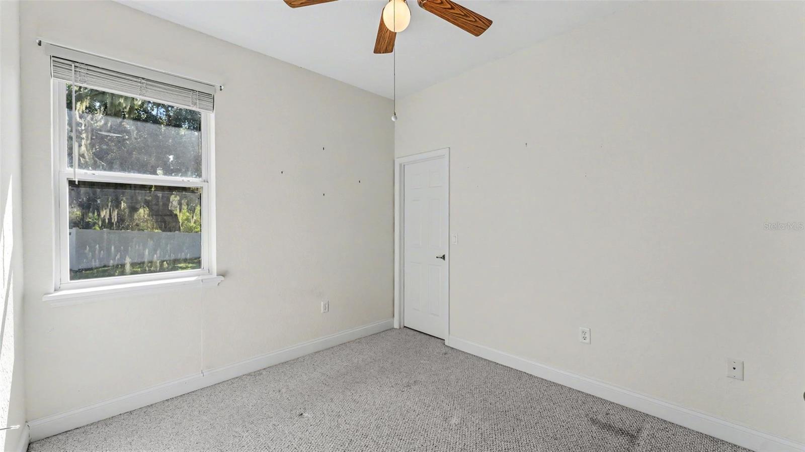 2040 Saddlewood Dr Property Photo 22