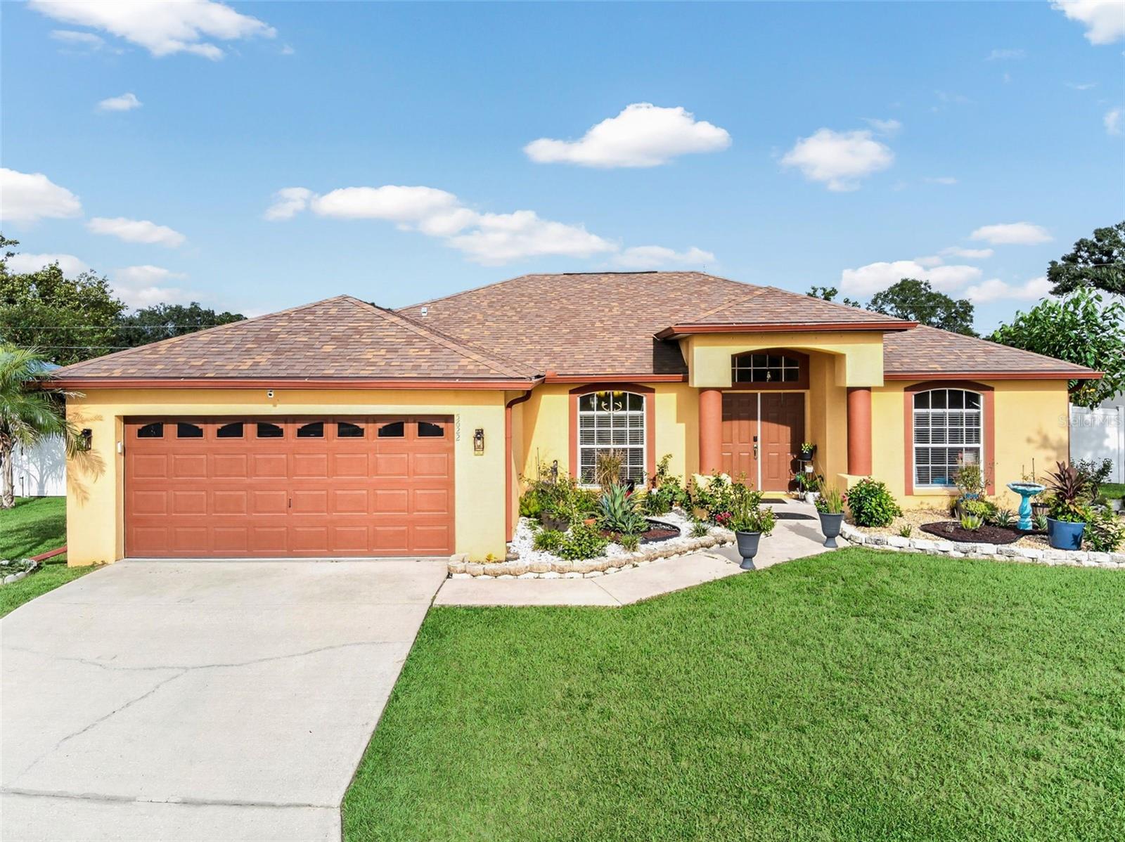 5622 Fischer Dr Property Photo 1
