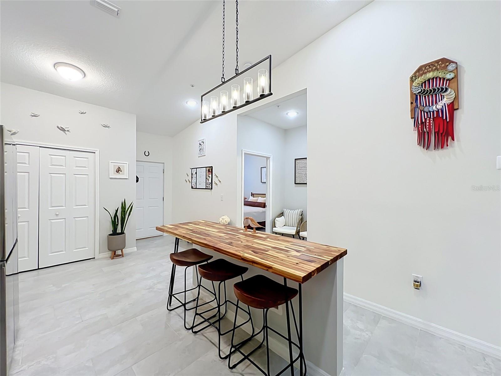 1415 Oak Pl #d Property Photo 8