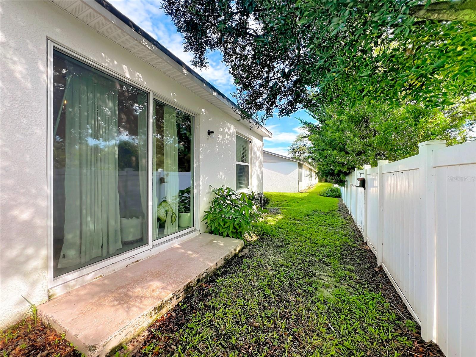 1415 Oak Pl #d Property Photo 46