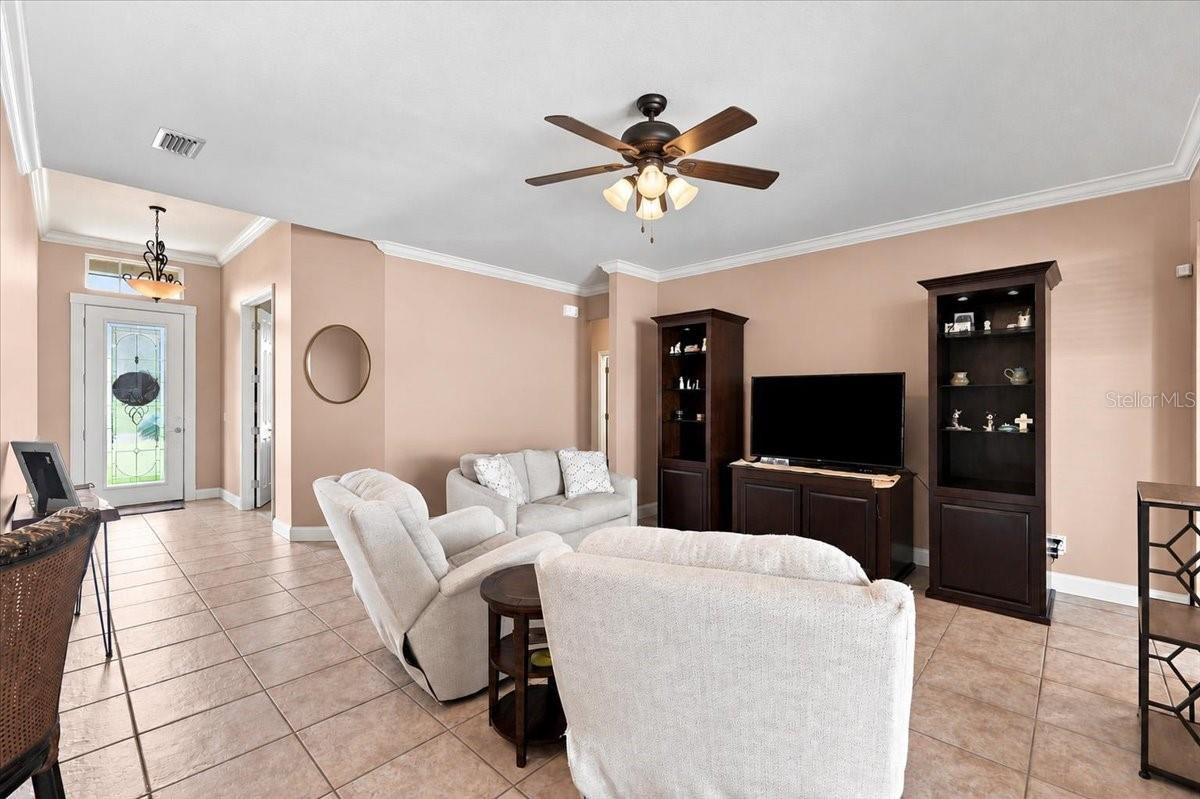 5326 Kinsley Ln Property Photo 7