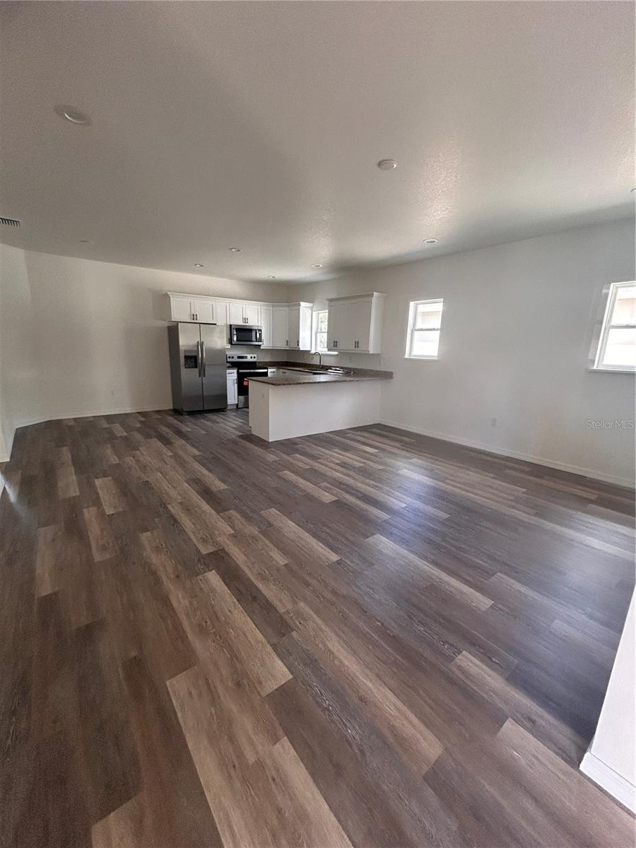 1330 W. Patterson St. Property Photo 2