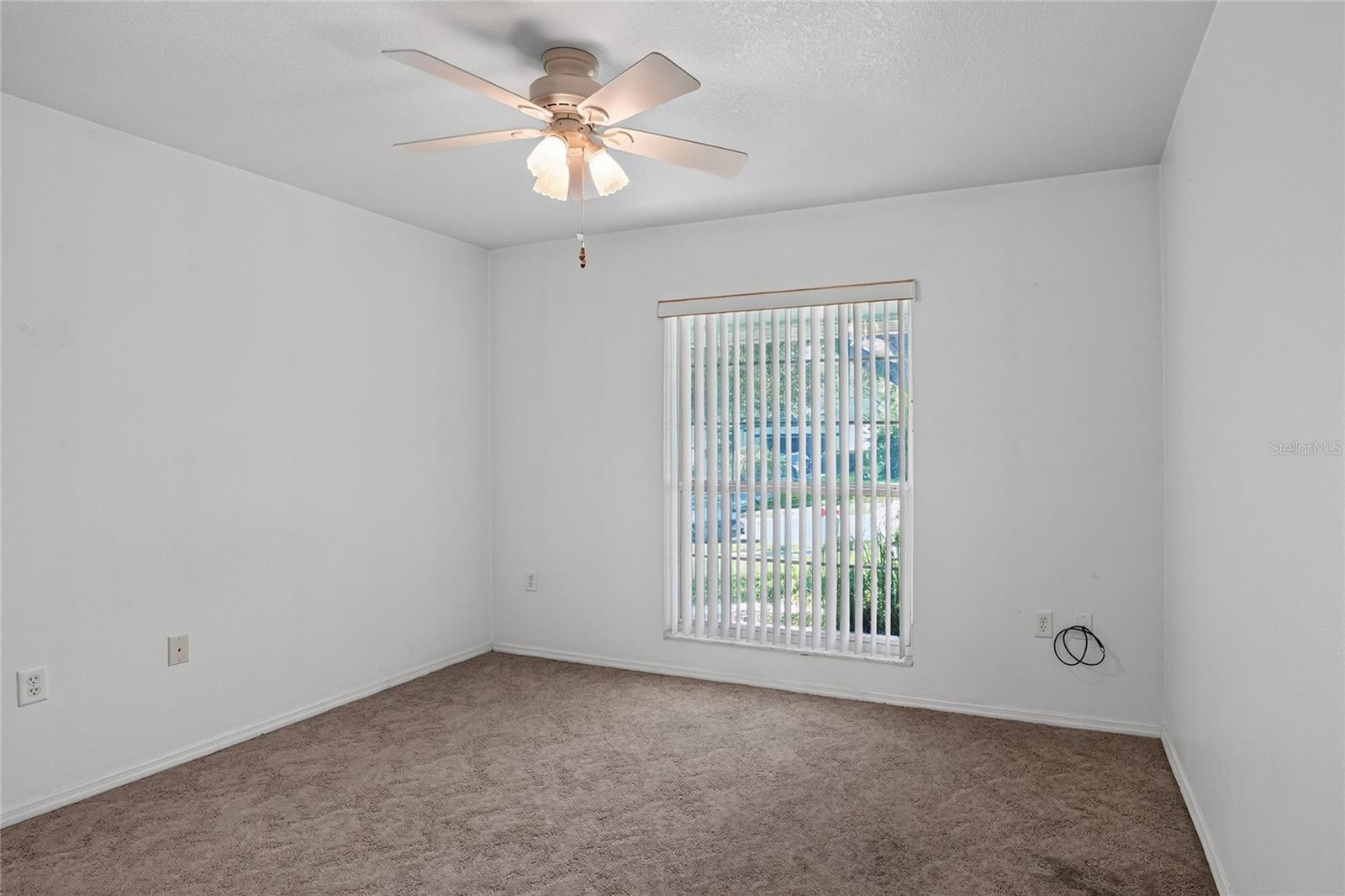 545 Worchester Ct Property Photo 26