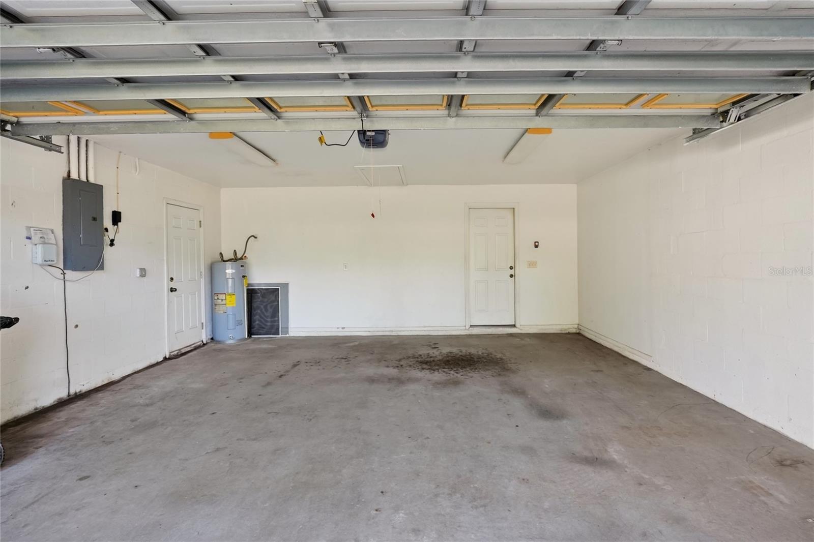 545 Worchester Ct Property Photo 41
