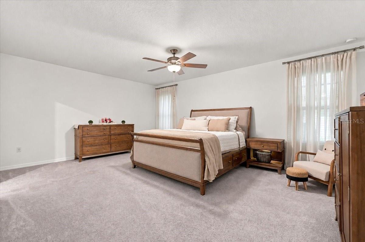 1736 Red Loop Property Photo 20