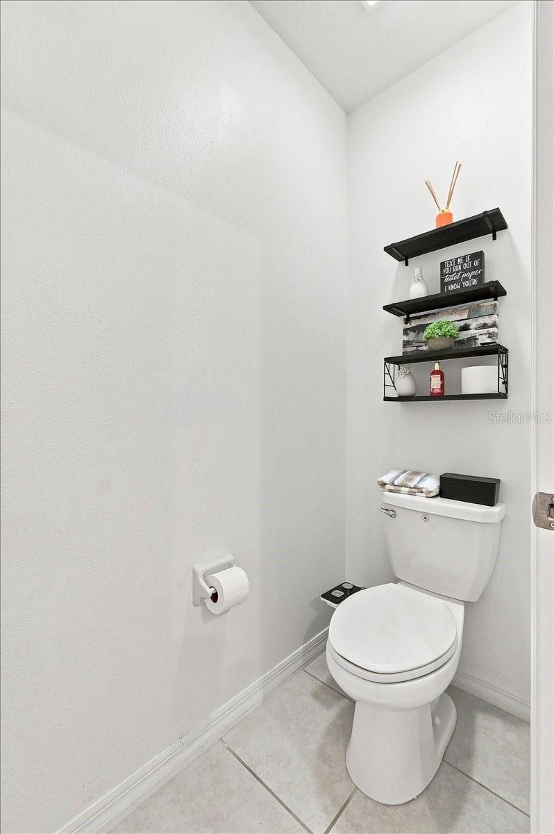 1736 Red Loop Property Photo 25
