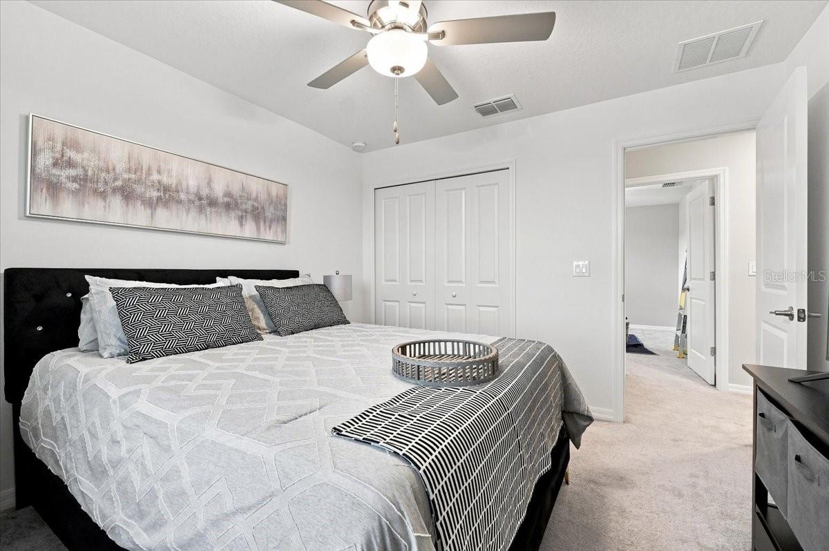 1736 Red Loop Property Photo 28