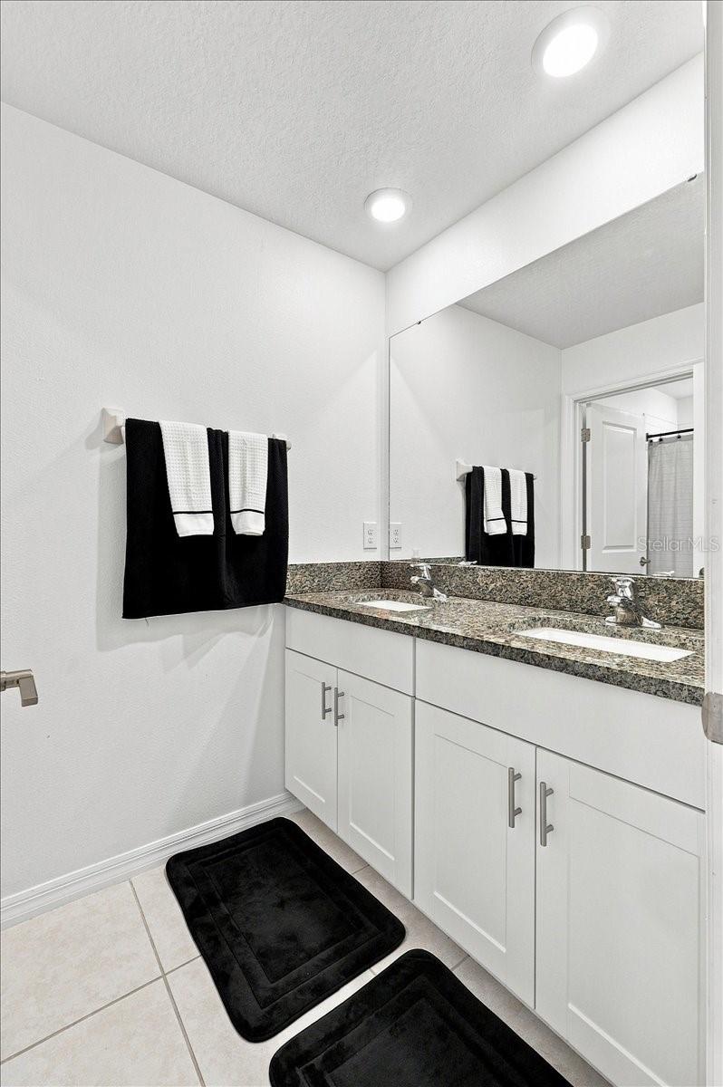 1736 Red Loop Property Photo 31