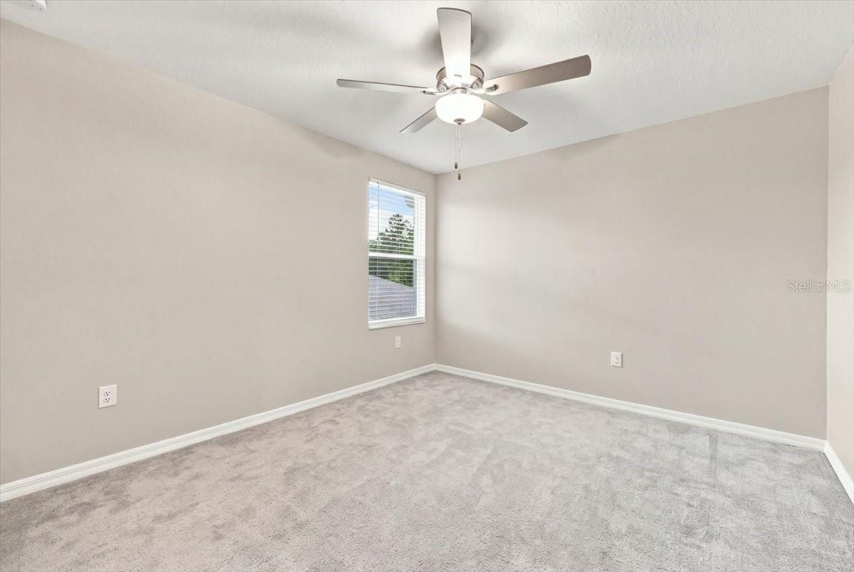 1736 Red Loop Property Photo 37