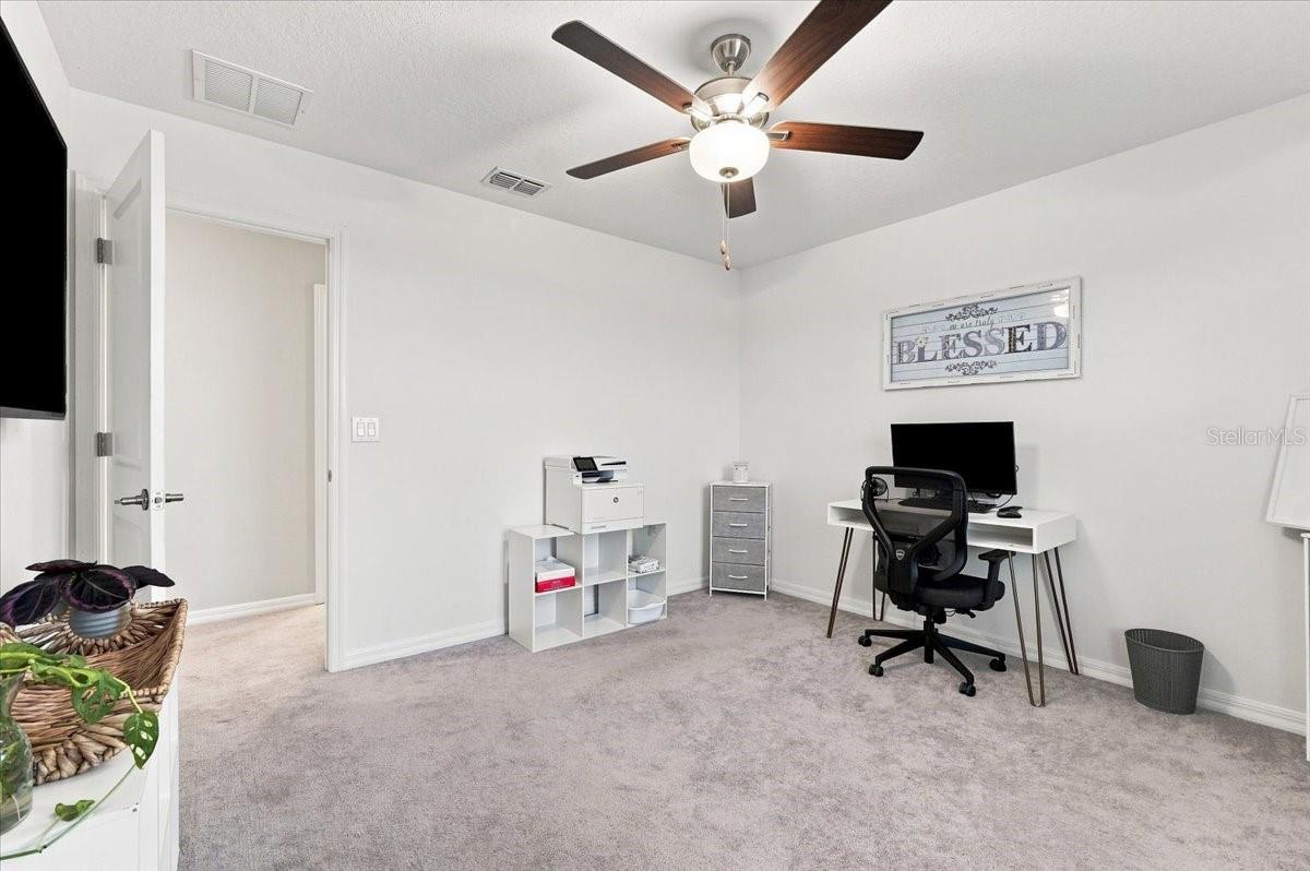1736 Red Loop Property Photo 40