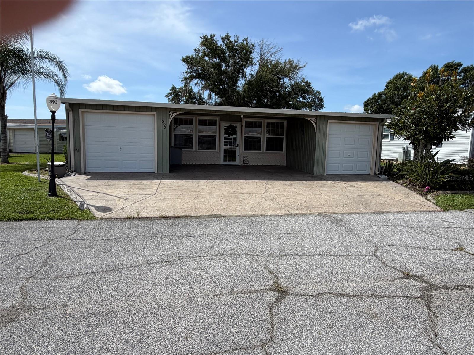 393 YORK COTTAGE DR Property Photo 1