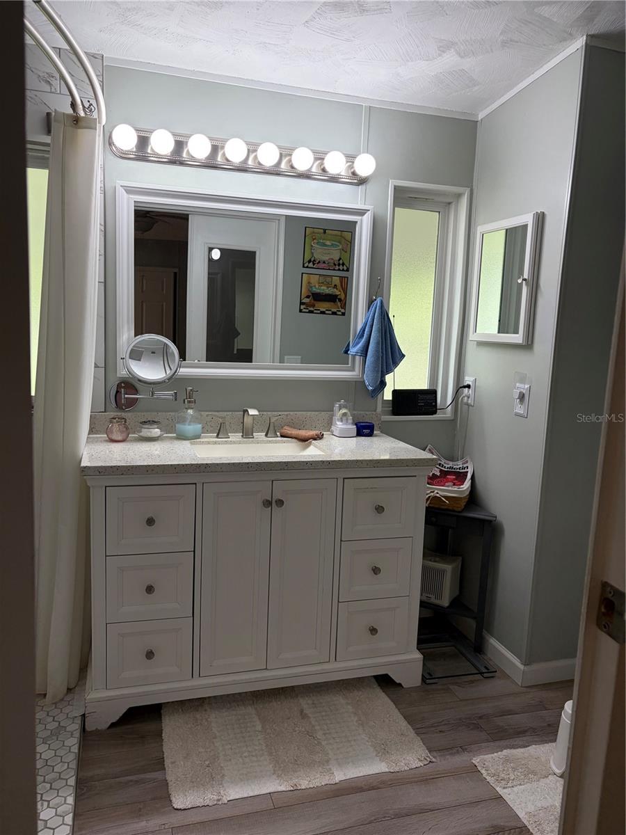 393 York Cottage Dr Property Photo 34