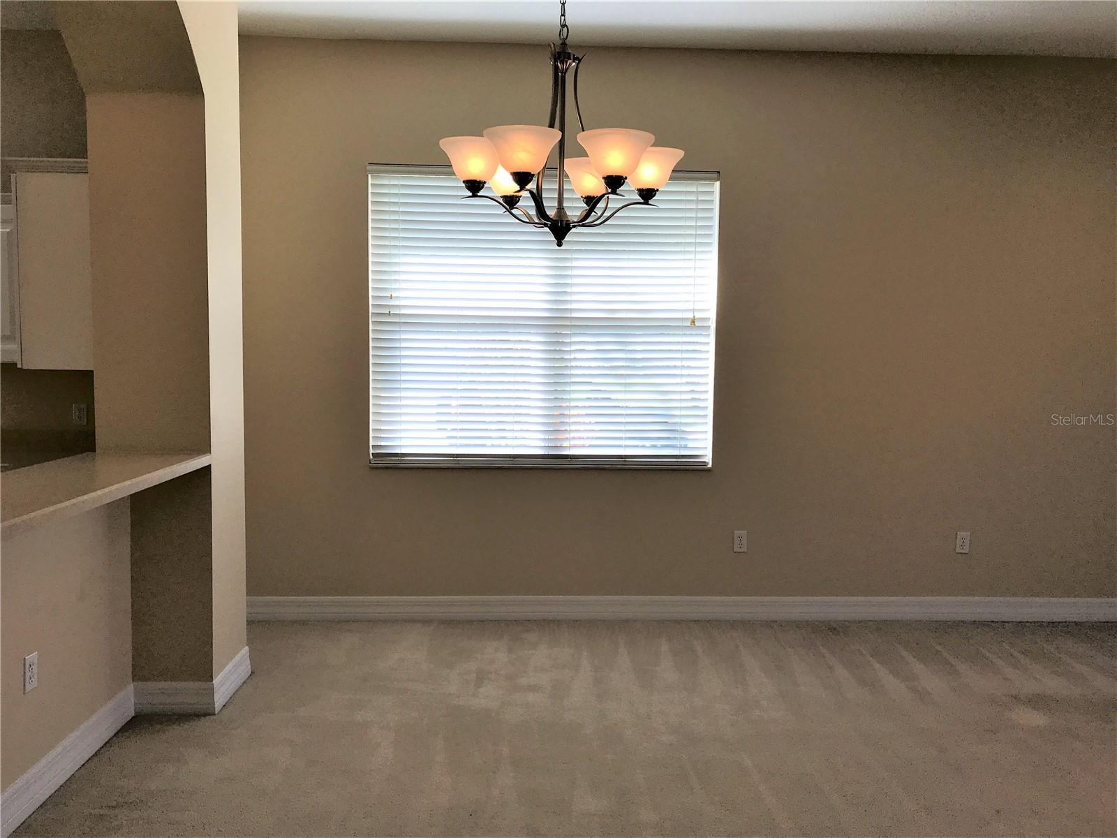 1835 Rocky Pointe Dr Property Photo 4
