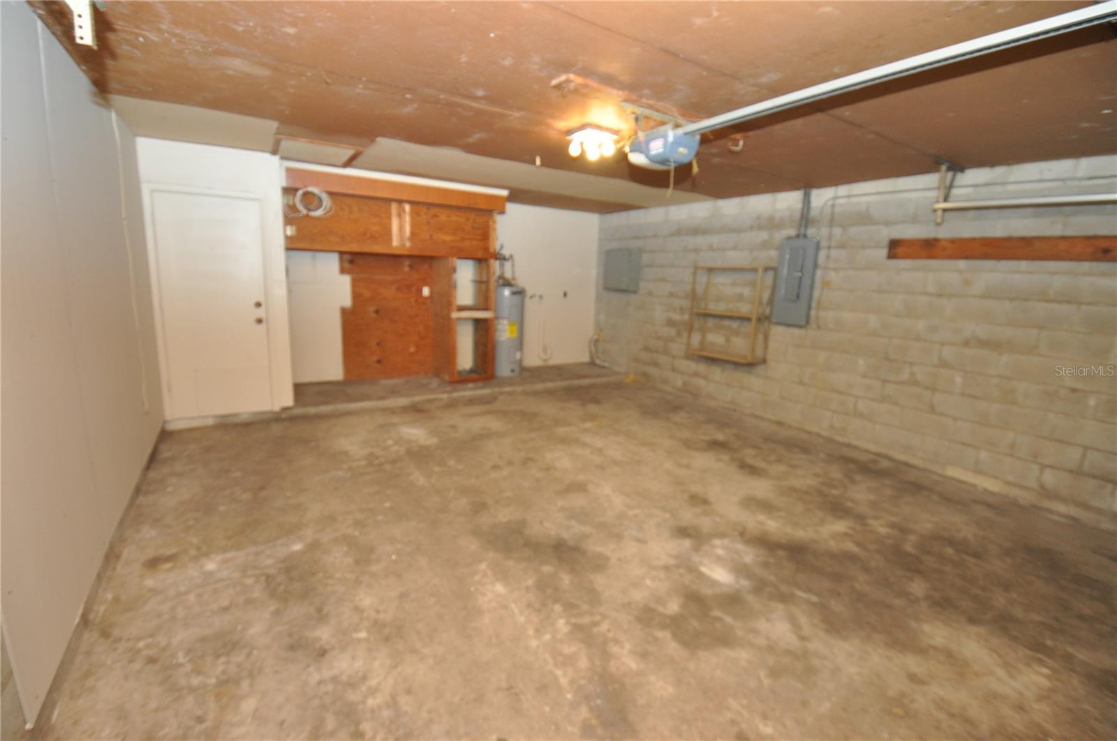 828 Cinnamon Dr E Property Photo 16