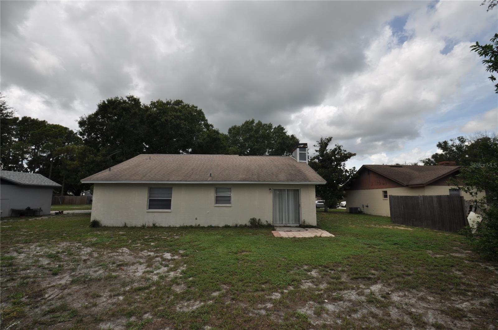 828 Cinnamon Dr E Property Photo 18