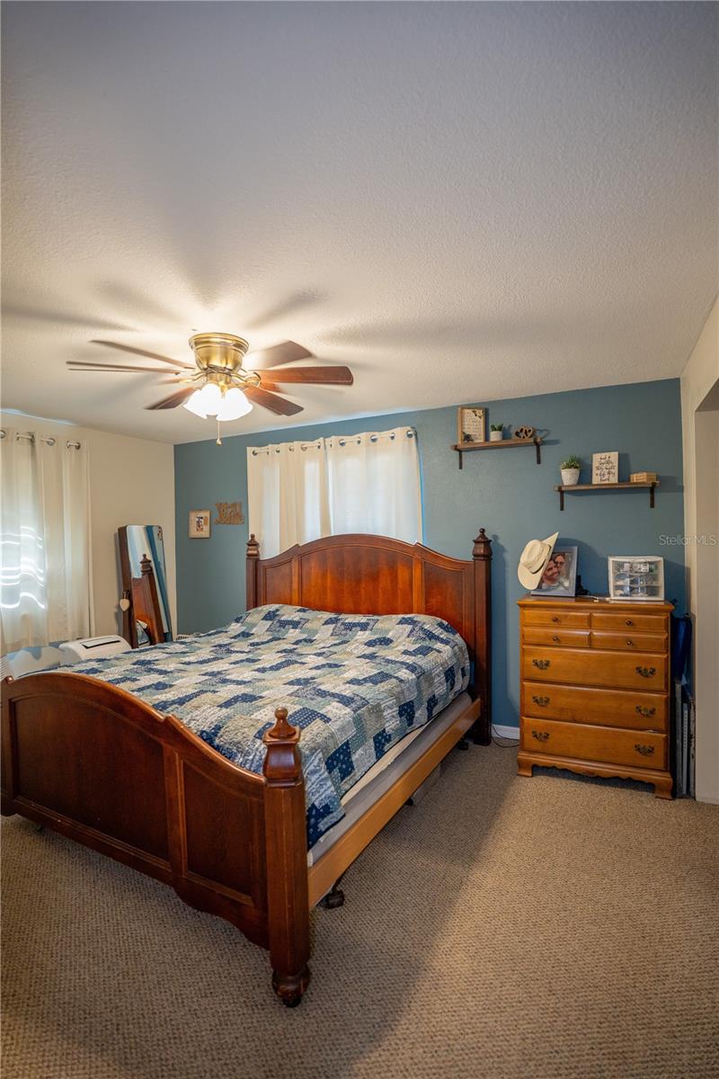 2124 Fox Run Ln Property Photo 47