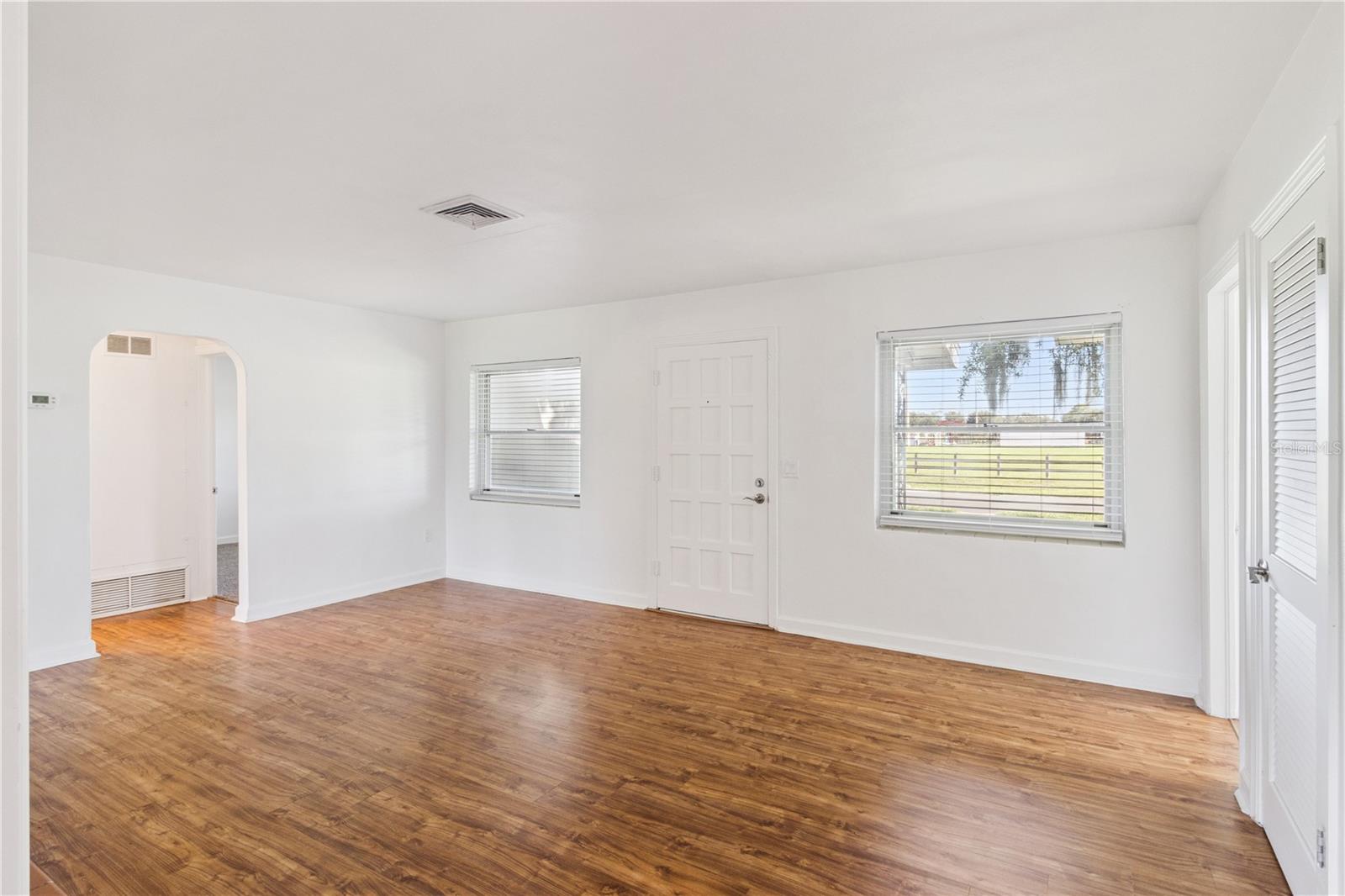 716 Avenue I Ne Property Photo 8