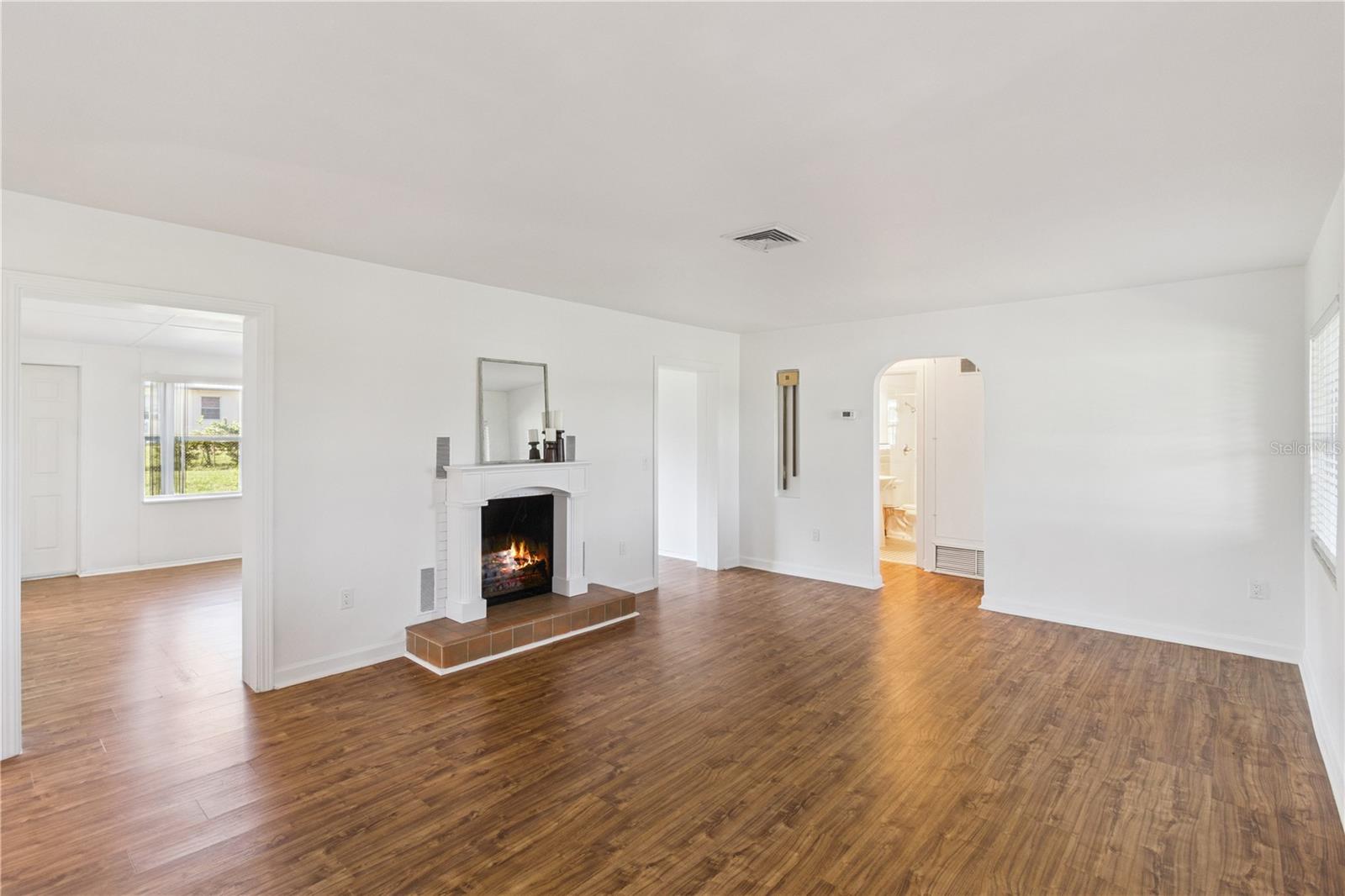716 Avenue I Ne Property Photo 11