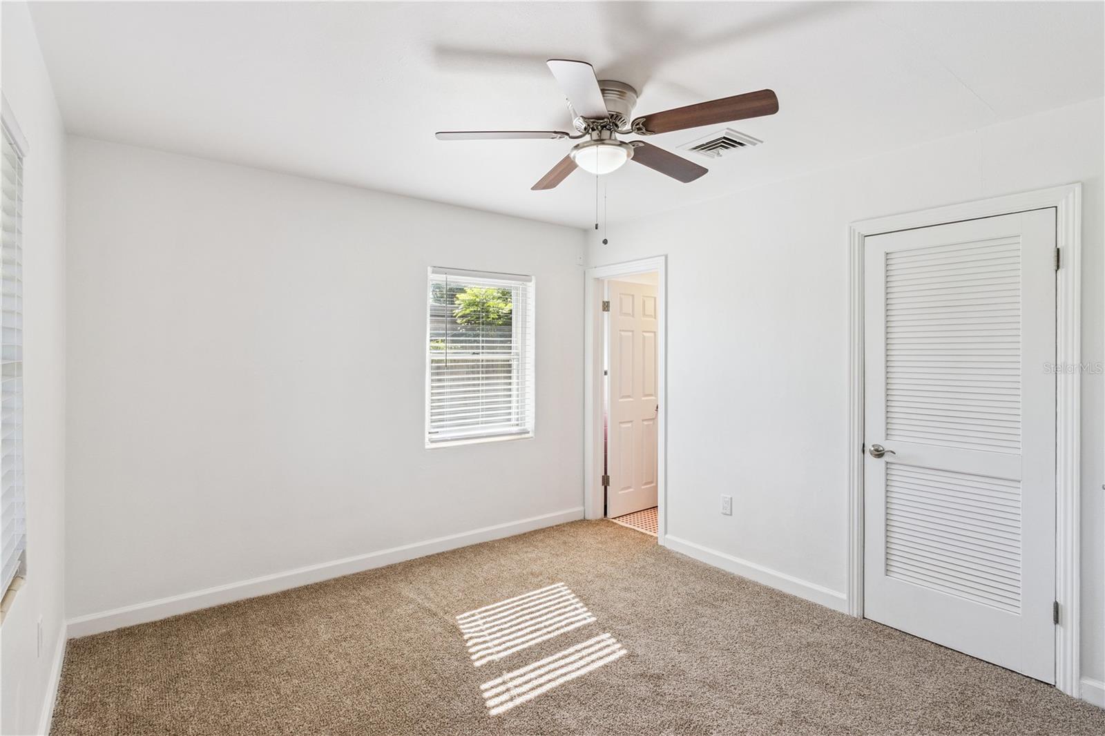 716 Avenue I Ne Property Photo 22